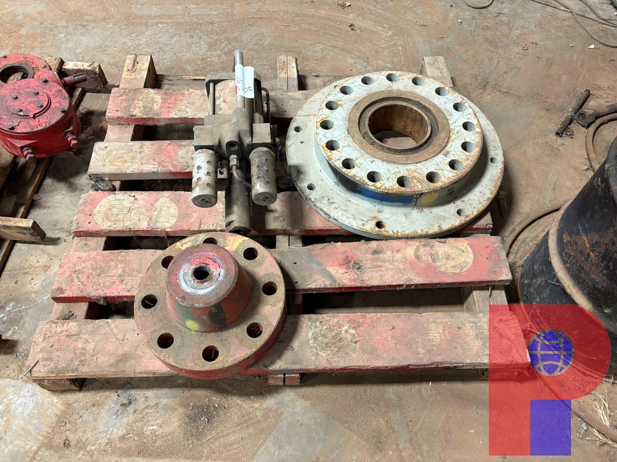 Used (1) PNEUMATIC CHARGE PUMP & (2) FLANGES, 7-1/16” - 4-1/16”
