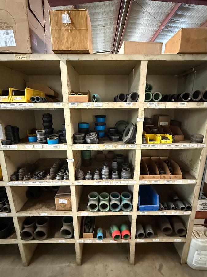 Used SECTION OF (100+) STD PIPE BUSHINGS, REDUCERS, TEES, ETC. , SOME COATED