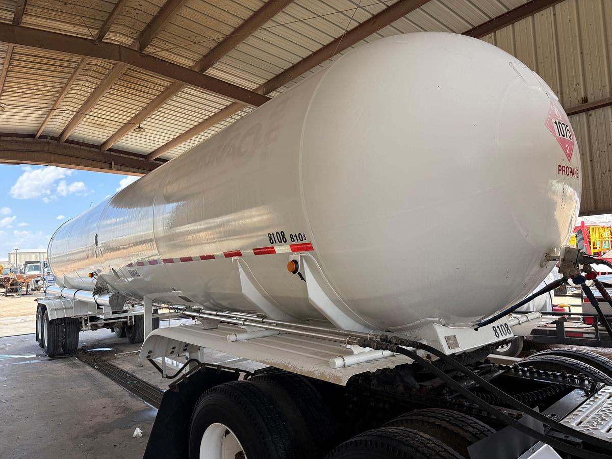 Used 1980 ENDERBY-ANDERSON 10,500 GAL T/A PROPANE TRANSPORT TRAILER