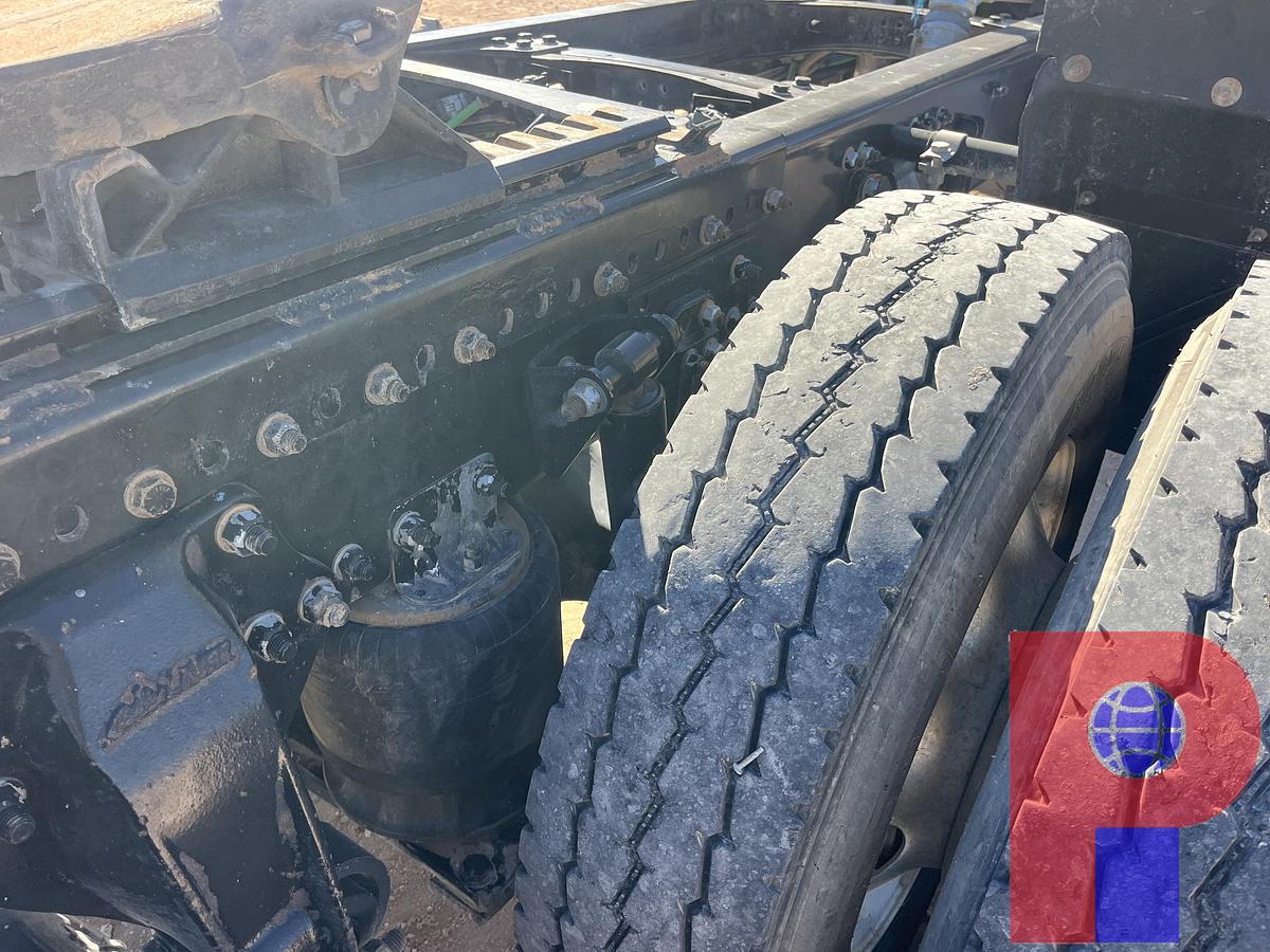 Used 2022 FREIGHTLINER CORONADO 122 SD T/A DAYCAB HAUL TRUCK