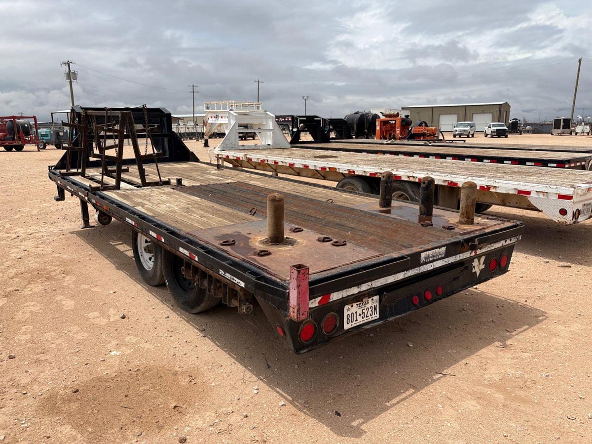Used 2015 PJ TRAILERS 20’ X 8’ T/A GOOSENECK TOOL TRANSPORT TRAILER