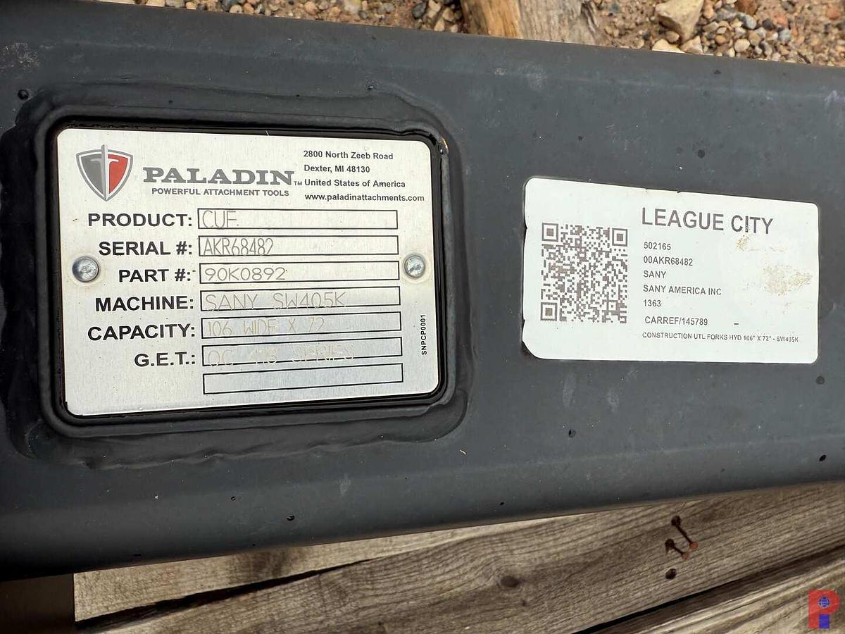 Used UNUSED PALADIN 106”W X 72” CAP. 418 SERIES QUICK COUPLER FORK CARRIAGE F/ WHEEL LOADER