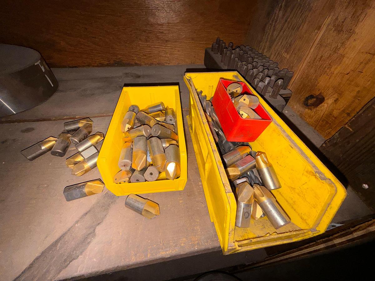 Used 16’x2’x4’ 3-ROW WOOD SHELF W/ CONTENTS OF TAPS, CHUCKS, CUTTING TOOLS, & RELATED