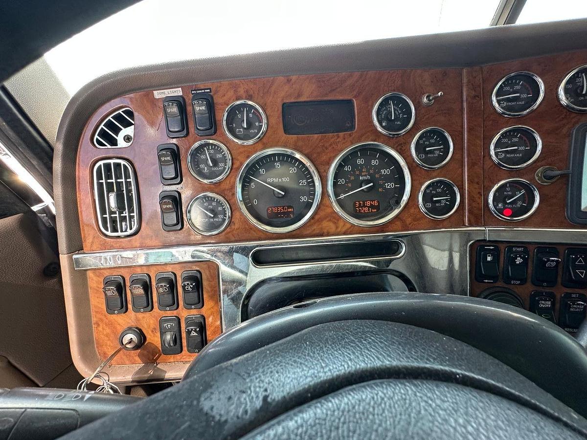 Used 2008 Peterbilt 367 Custom Vac Services HydroVac Truck