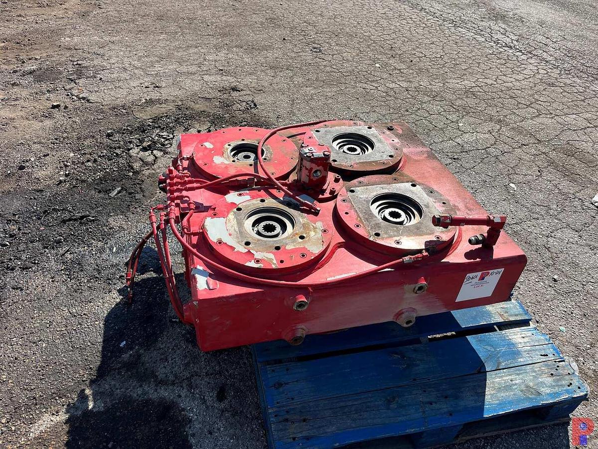 Used NAMCO NMPD-950 4-GANG GEAR BOX F/ HYDRAULIC PUMPS