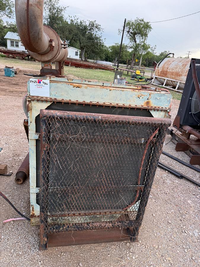 Used DETROIT 8V71T ENGINE & RADIATOR, SKIDDED (INCOMPLETE)