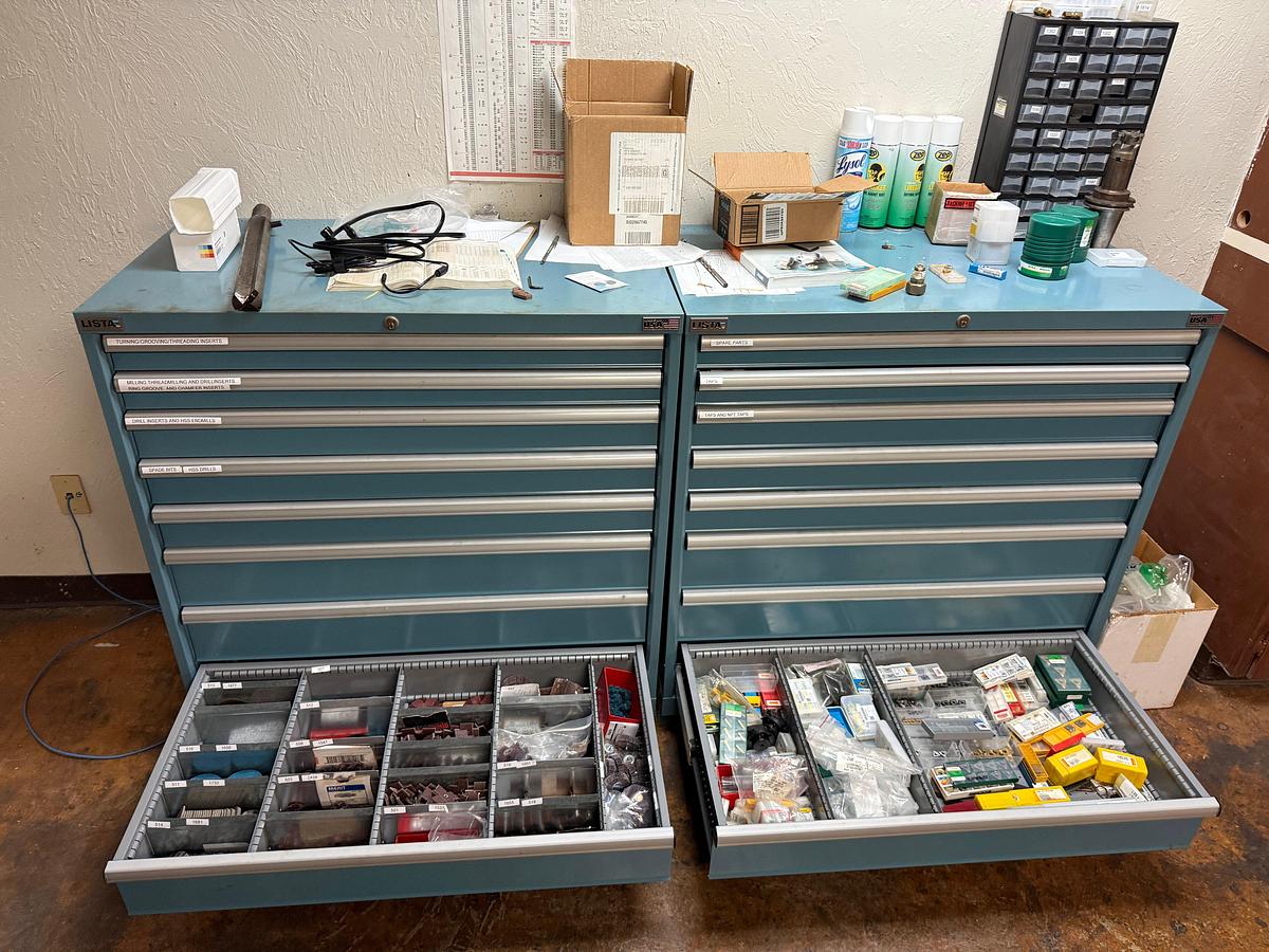Used LOT W/ (200+) UNUSED EXPENDABLE MACHINING TOOLS INCLUDES (2) LISTA 8-DRAWER ROLLING TOOLBOXES, TABLE TOP & BOLT BIN W/ CONTENTS