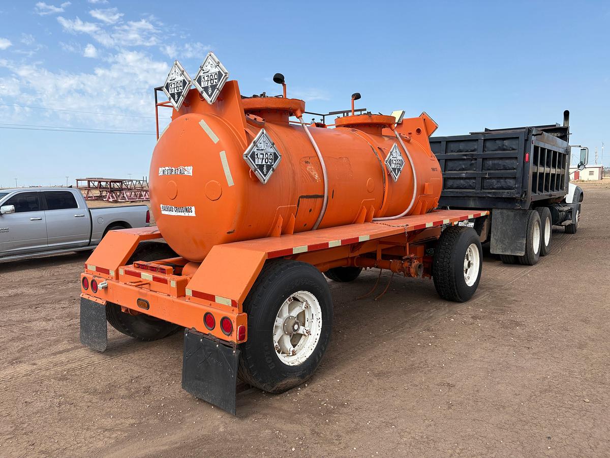 Used 14’L x 5’DIA 1,500gallon t/a bumper pull acid transport pup trailer