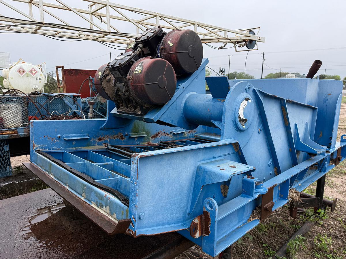 Used 2011 NOV BRANDT COBRA 3-PANEL 104” X 67” X 54” SHALE SHAKER