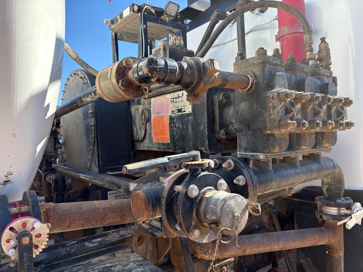 Used 2015 KENWORTH T800 T/A DAYCAB HOT OIL TRUCK