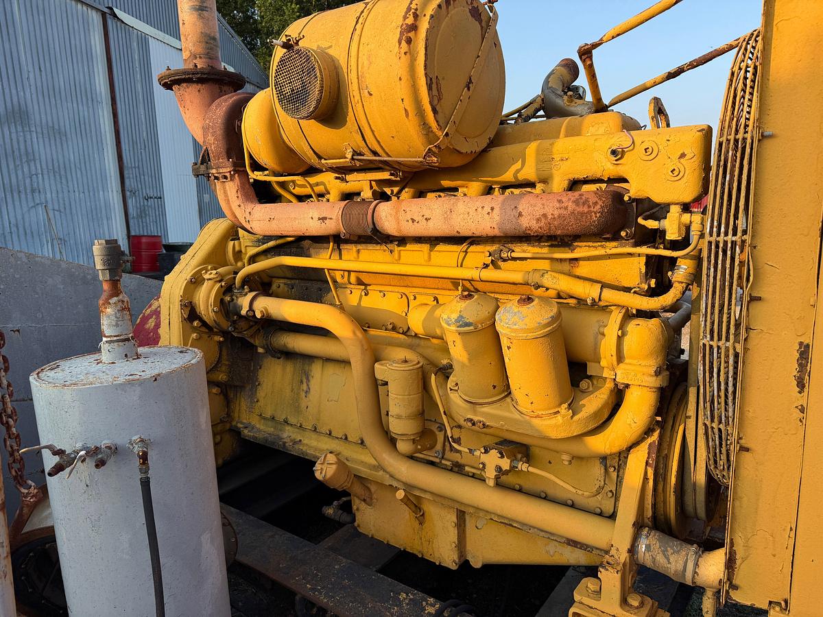 Used CONTINENTAL EMSCO D-700 DUPLEX MUD PUMP P/B CAT D353