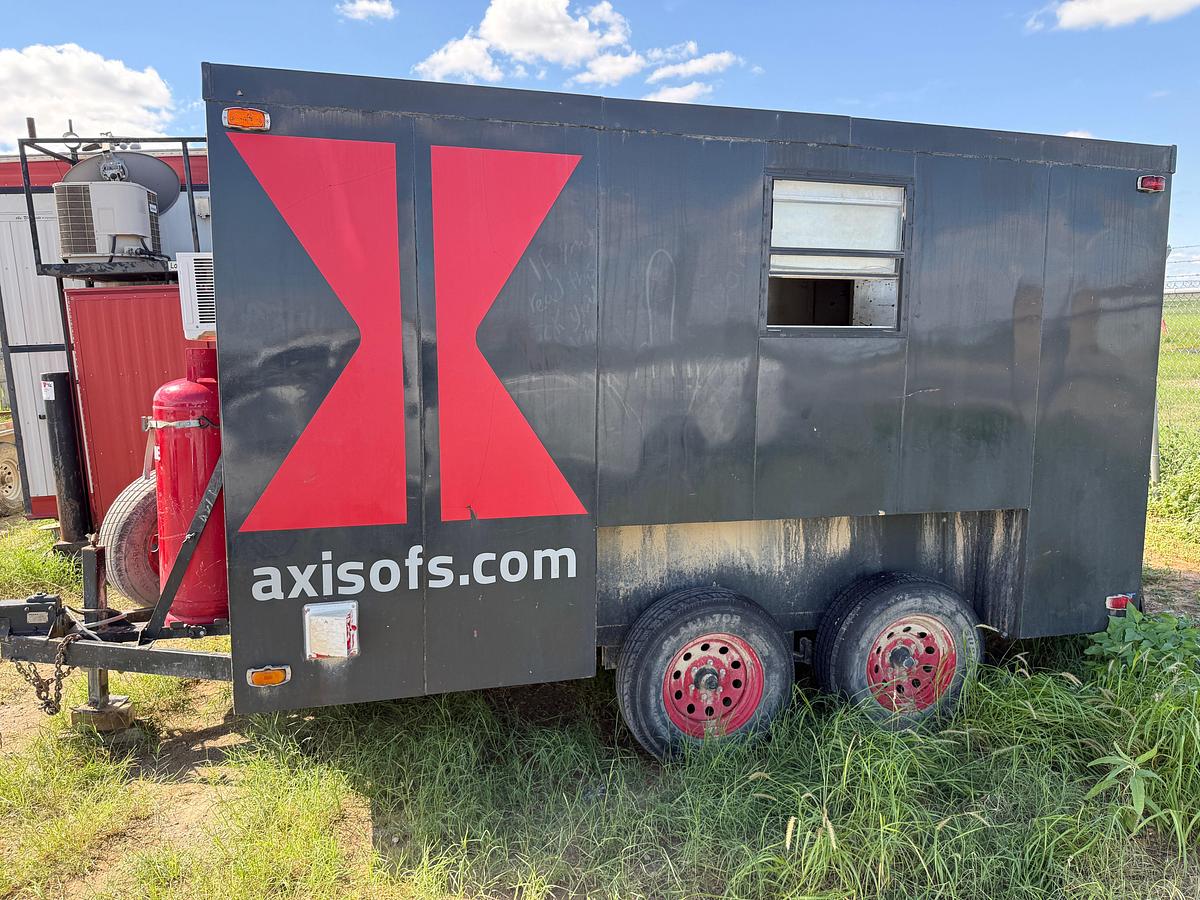 Used 2006 PARKER TRAILERS 12’ X 80” X 80” T/A CREW / DOGHOUSE BP TRAILER