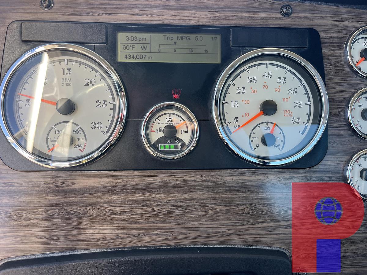 Used 2021 FREIGHTLINER CORONADO 122 SD T/A DAYCAB HAUL TRUCK *CNG Dual Fuel*