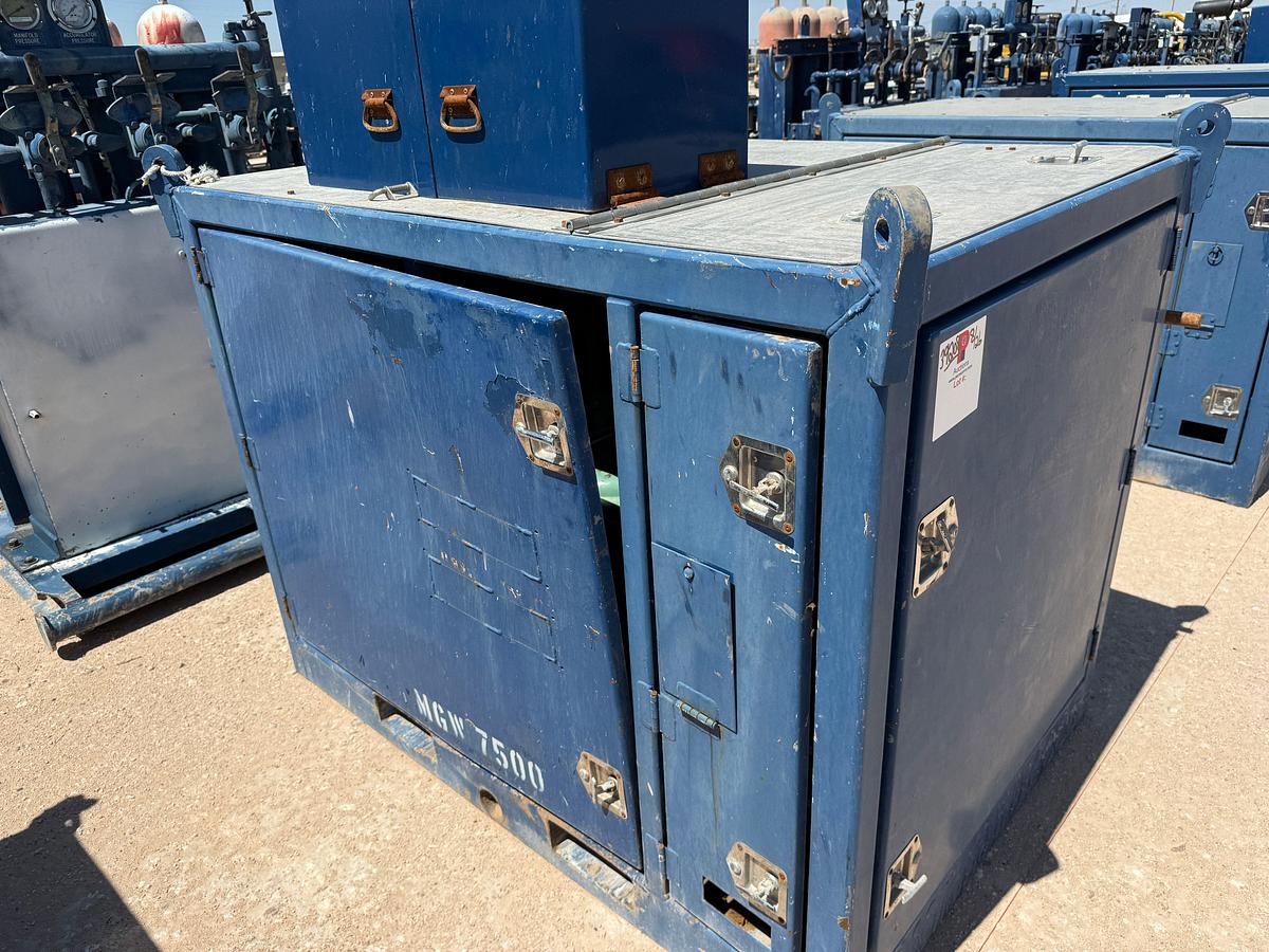 Used SELF CONTAINED 20K WP GREASE INJECTION UNIT COMBO P/B 8.4-KW ISUZU DIESEL GENERATOR