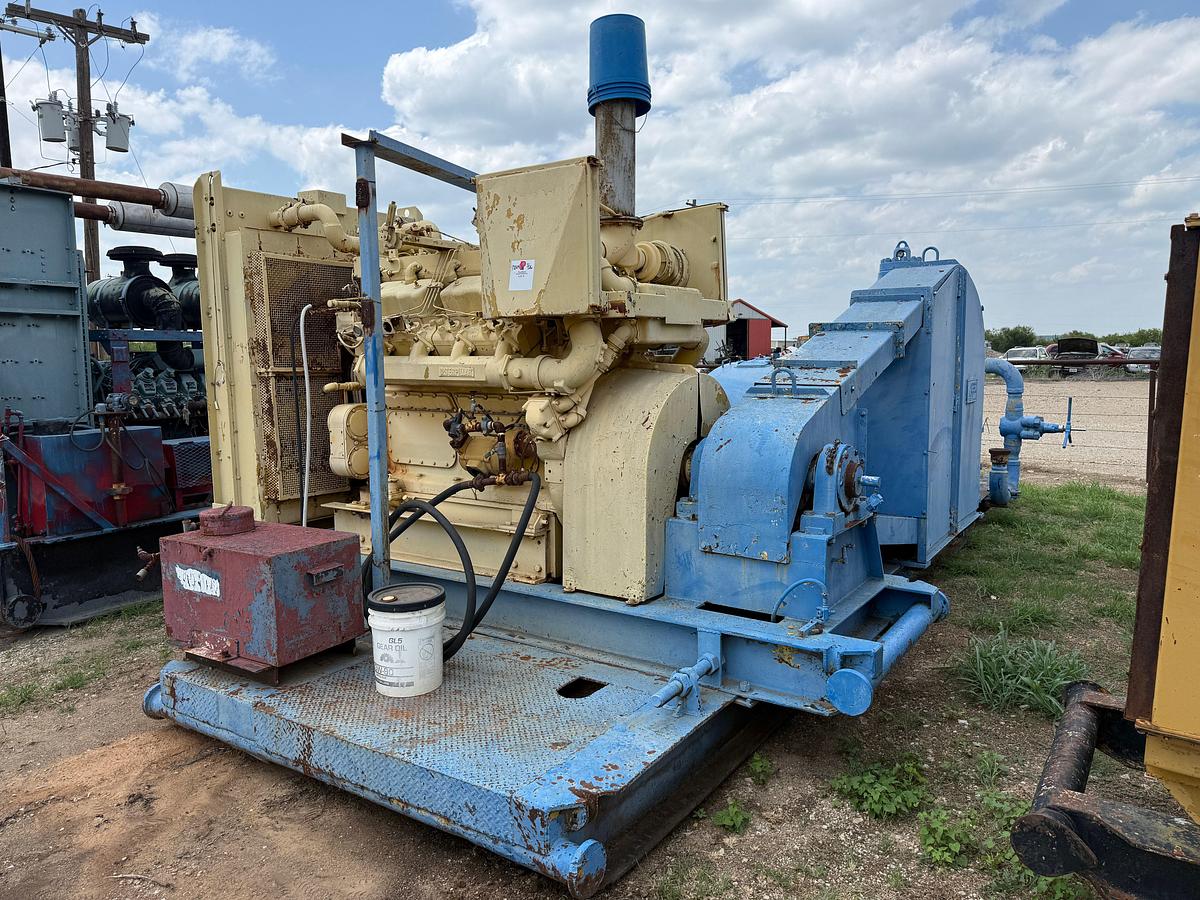 Used Continental Emsco DB-550 DUPLEX MUD PUMP P/B CAT D379, SKIDDED