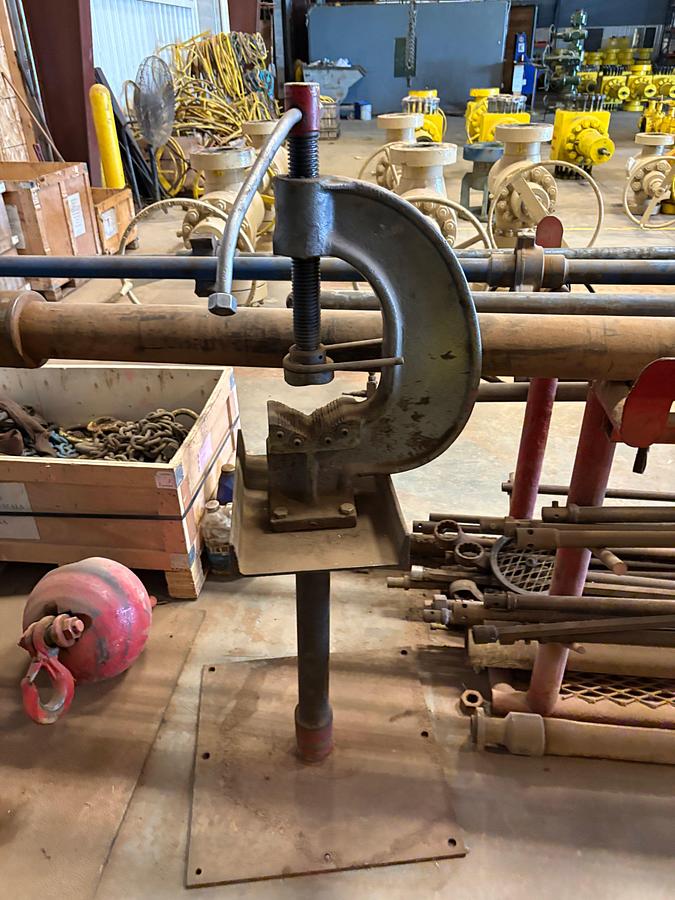 Used 7.5’ x 40” x 40” tool rack w/ comtents