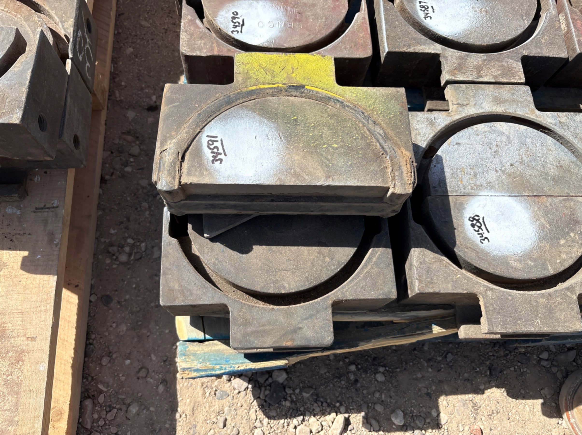 Used SET OF (3) BLIND REEDY BOP RAMS