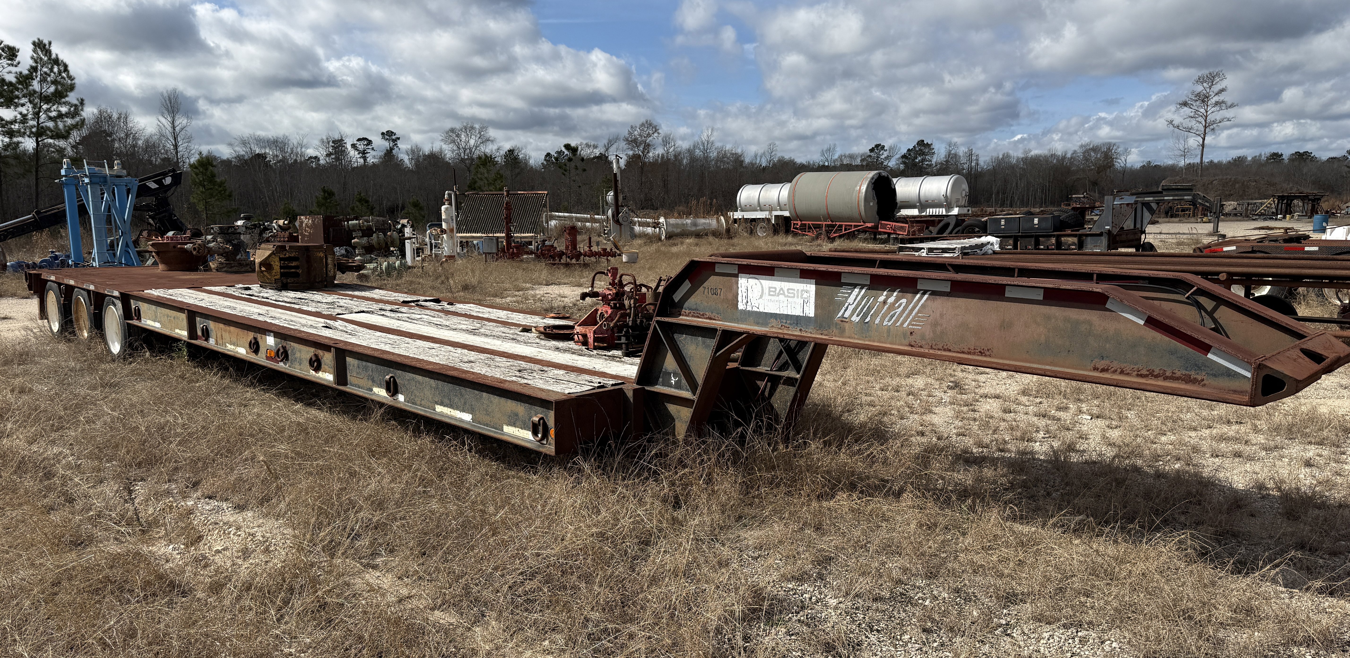 Used 2007 NUTTALL 40' X 102" 55-TON 3-AXLE NARROW NECK LOWBOY