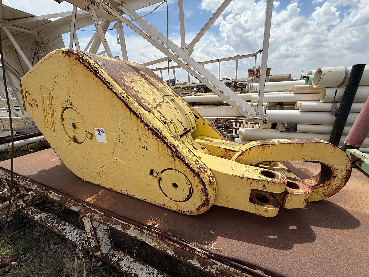 Used IDECO 350 ton 5-sheave 1-1/4” line block