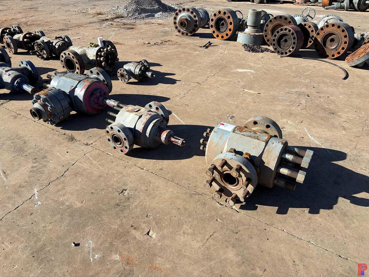 Used (7X$) 4-1/16” & 3-1/16” GATE VALVE BODIES