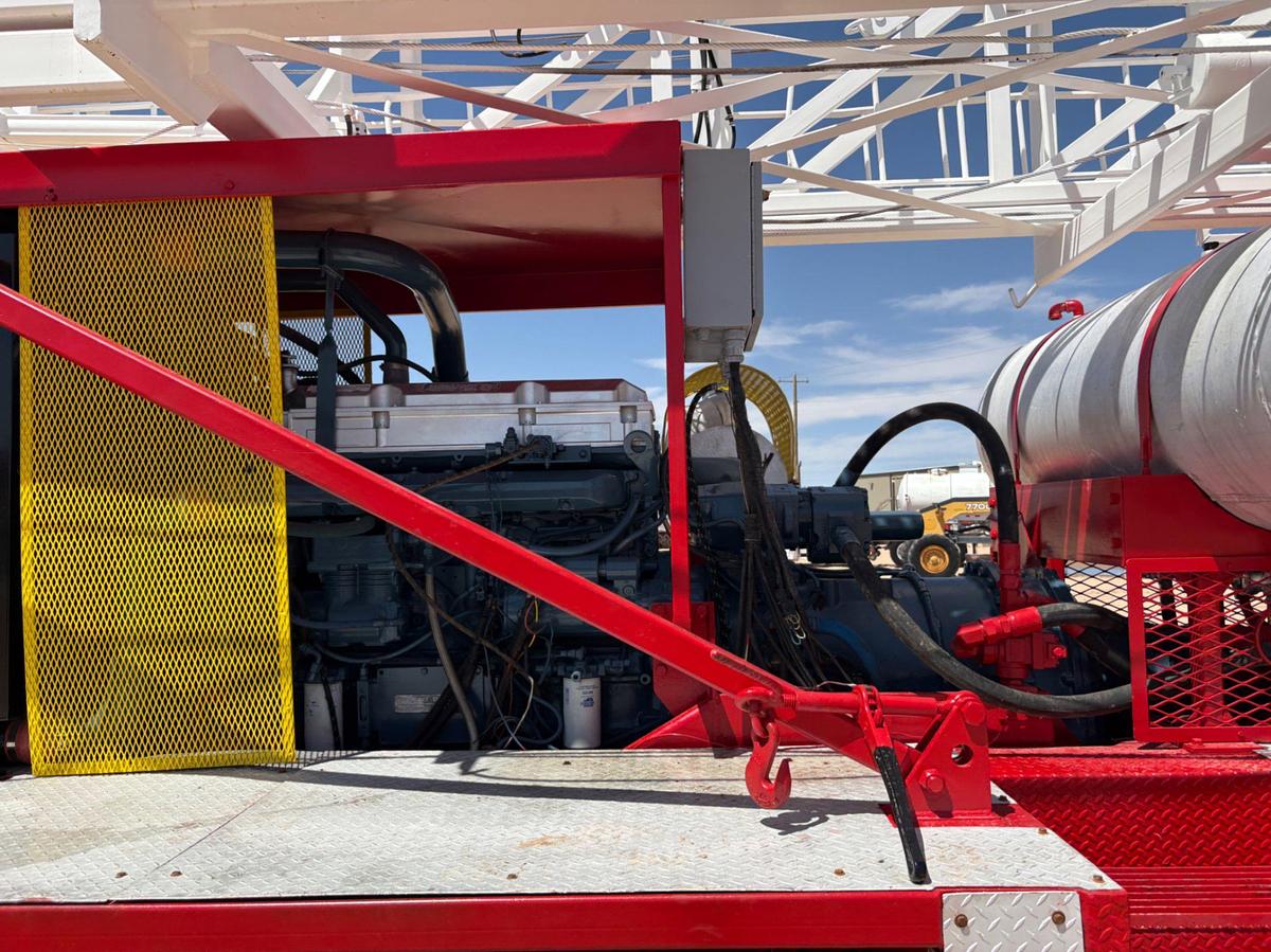 Used 2008 RIG WORKS MUSTANG 550 5-AXLE WELL SERVICE RIG