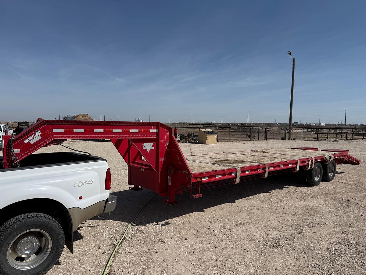 Used PJ 25’ + 5’ x 102” T/A DUAL WHEEL GOOSENECK TRAILER