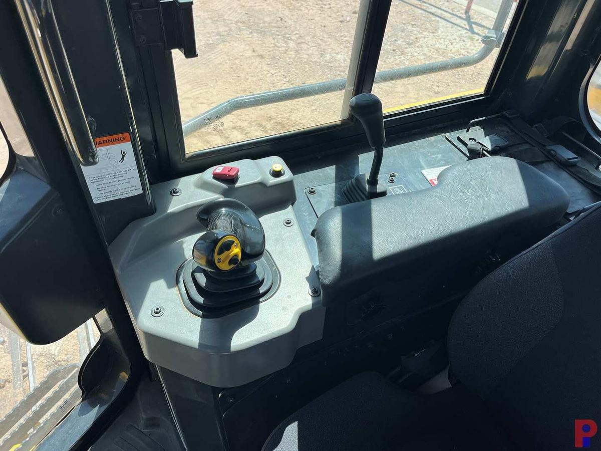 Used 2023 KOMATSU D71EX-24 CRAWLER DOZER