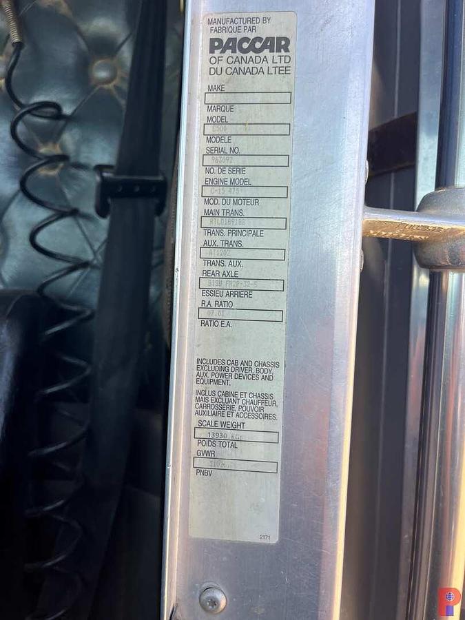 Used 2001 KENWORTH C500 TANDEM STEER HYD. WINCH TRUCK