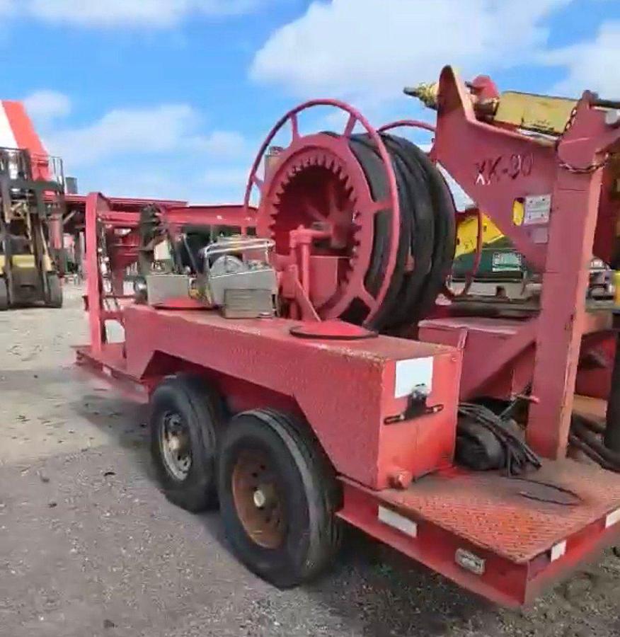 Used 2010 VENTURETECH XK-90 POWER SWIVEL MTD. T/A GOOSENECK TRAILER