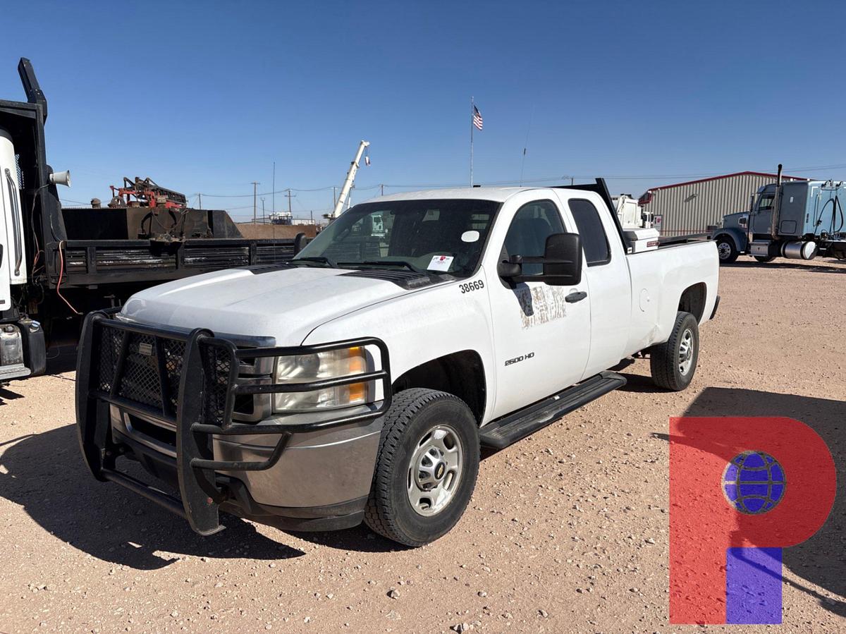 Used 2011 CHEVROLET SILVERADO 2500HD EXTENDED CAB PICKUP TRUCK