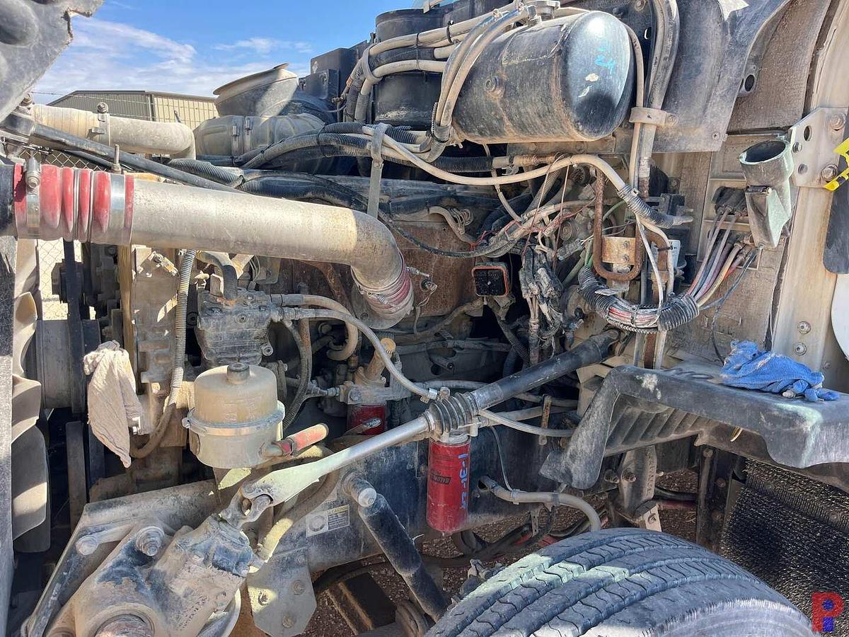 Used 2006 PETERBILT 387 T/A SLEEPER HAUL TRUCK