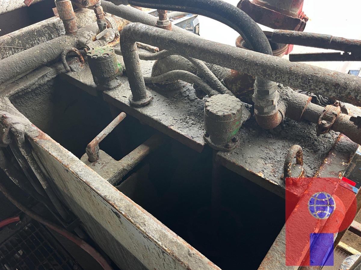 Used HT-400 TRL. MOUNTED CEMENTER