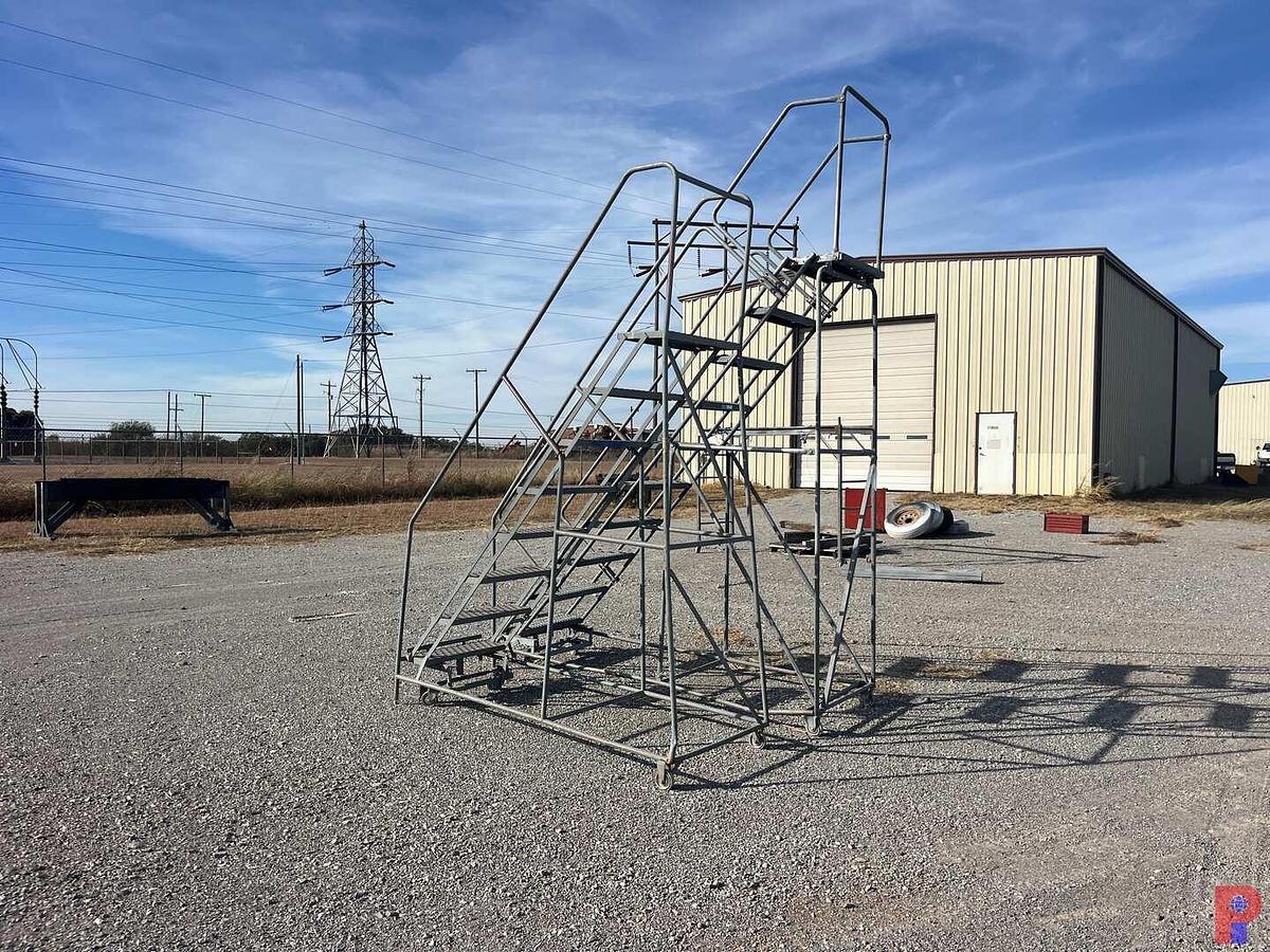 Used LOT OF PAINT BOOTH EQUIPMENT