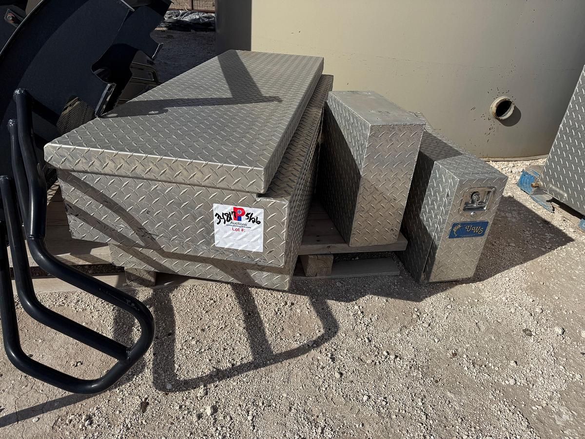 Used UWS 61” X 24” X 20” TOOL BOX & (4) 19” X 8” X 19” TOOL BOX W/ SLIDE OUT BINS