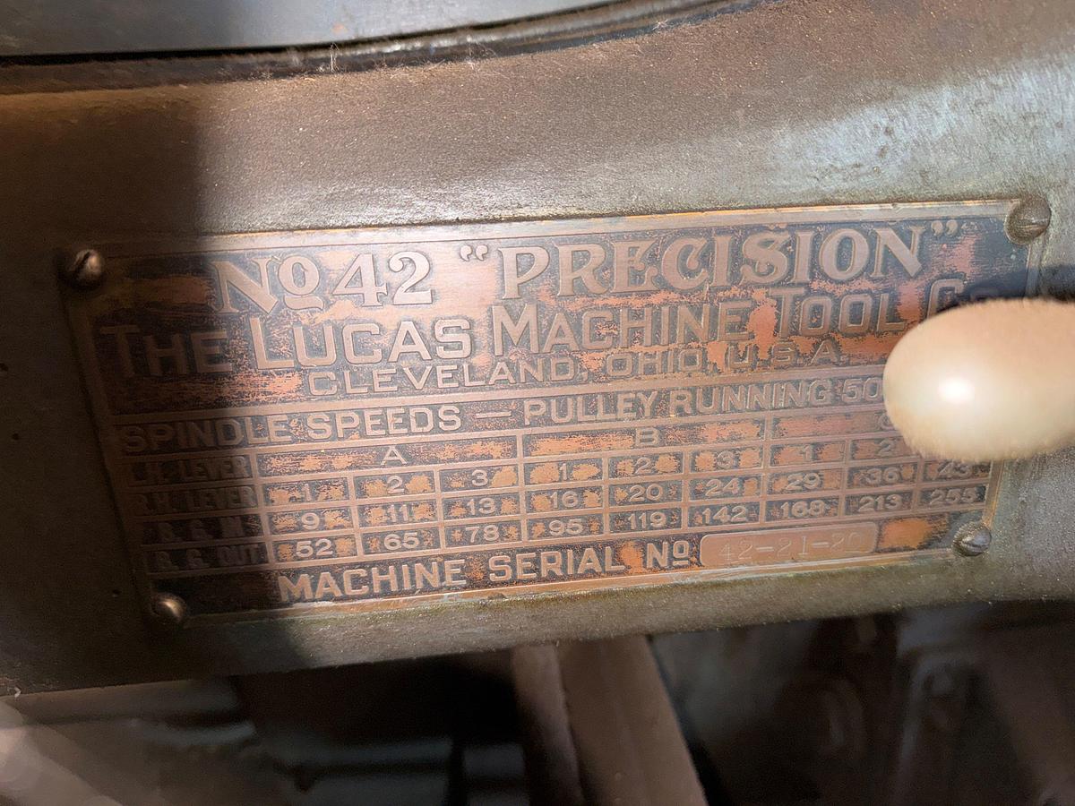 Used LUCAS MACHINE NO. 42 PRECISION HORIZONTAL MILLING MACHINE