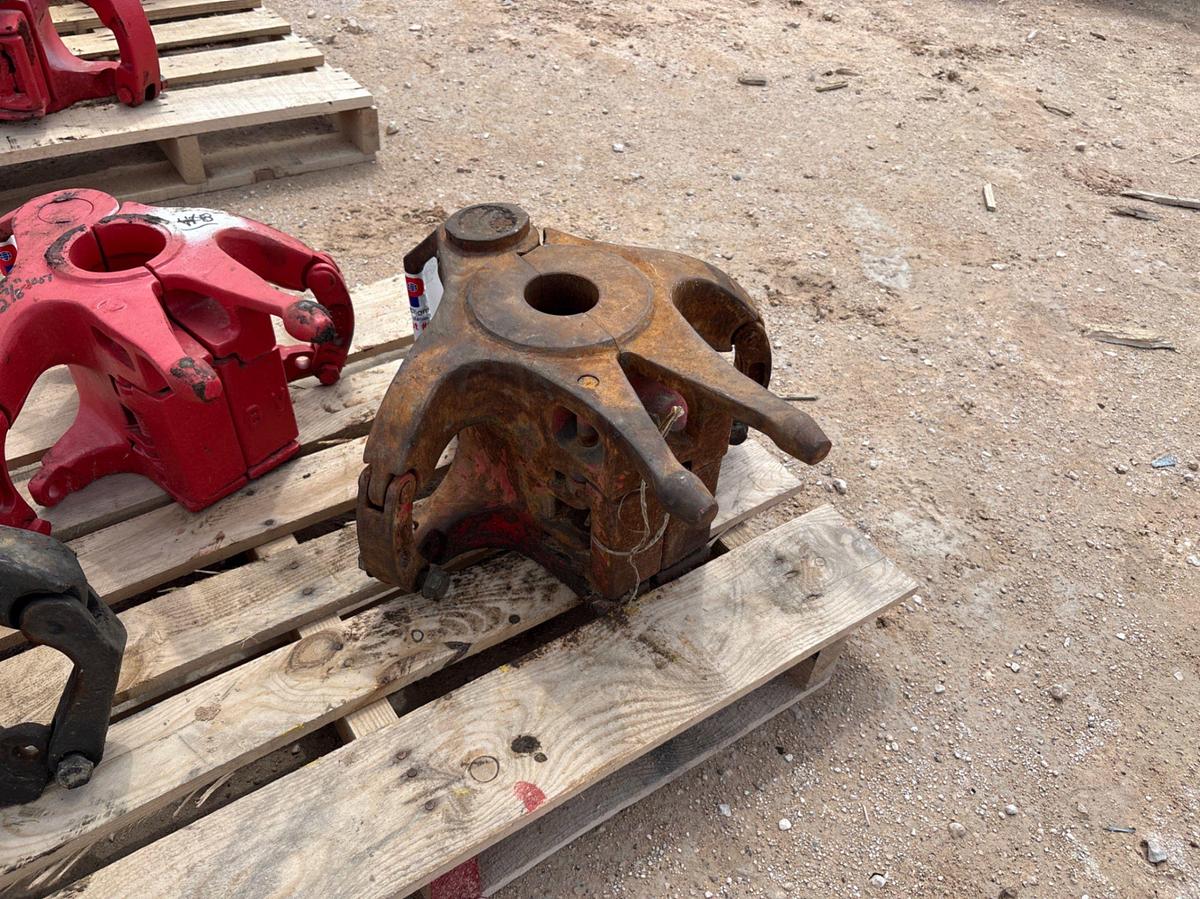Used 2-3/8” TA100 tubing elevator
