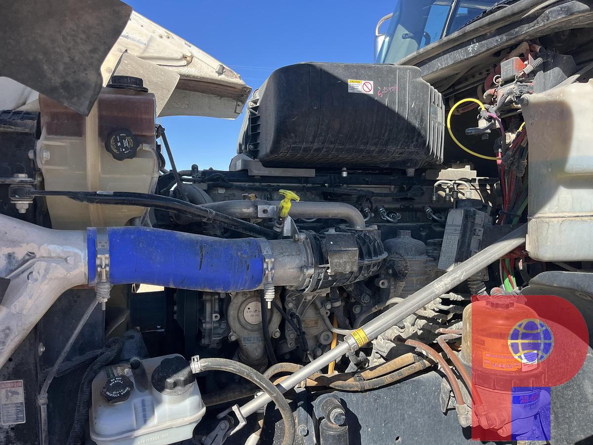 Used 2022 FREIGHTLINER CORONADO 122 SD T/A DAYCAB HAUL TRUCK