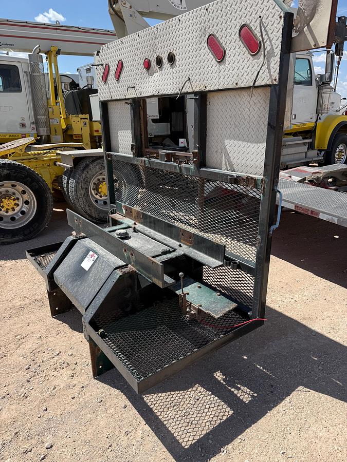 Used 7’W X 6’H HD STEEL HEADACHE RACK F/ WINCH, HYDRAULIC TANK, & VALVE