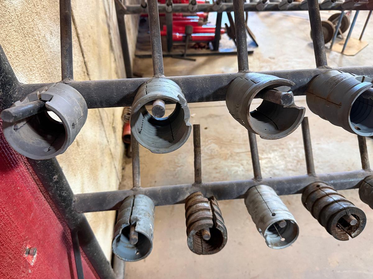 Used (4 x $) B1837 BASKET GRAPPLES