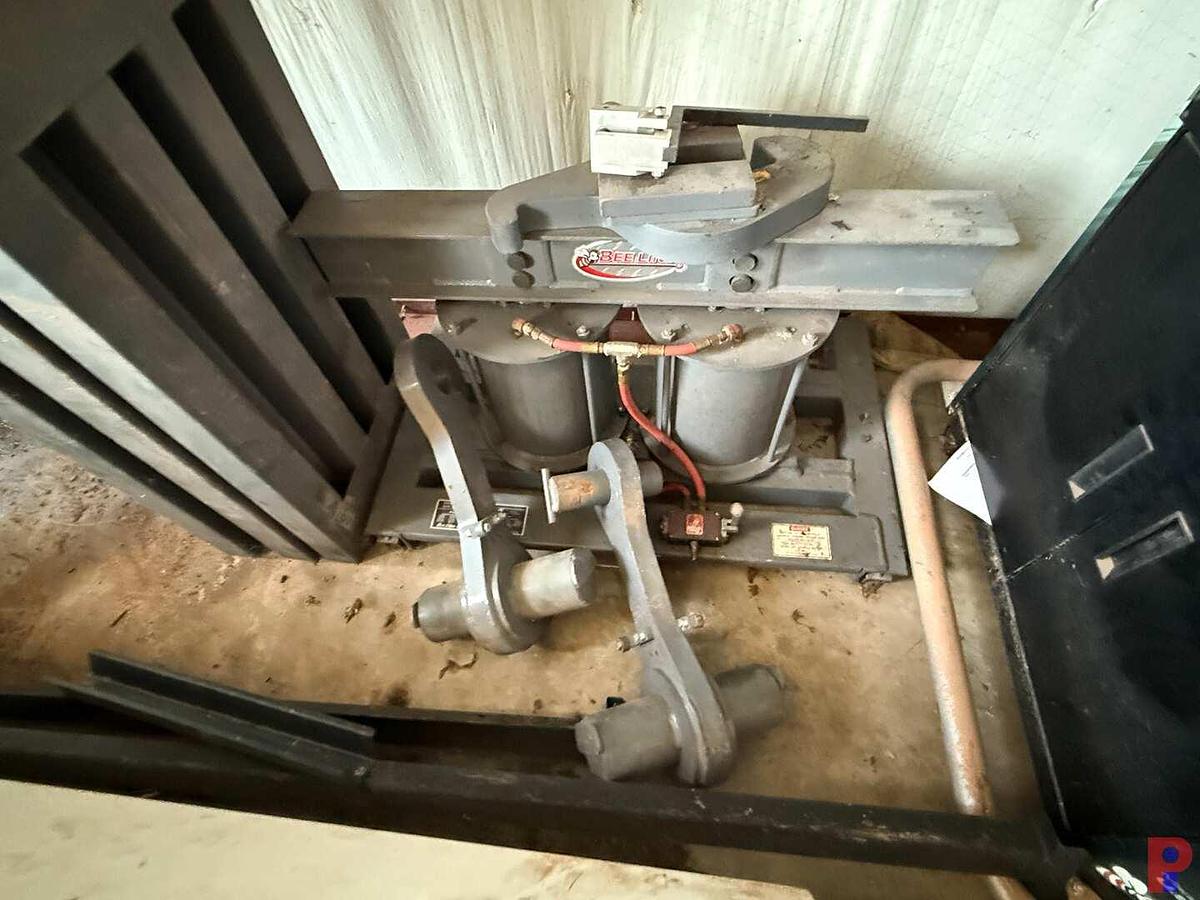 Used BEE LINE 7500 ALIGNMENT MACHINE PKG.