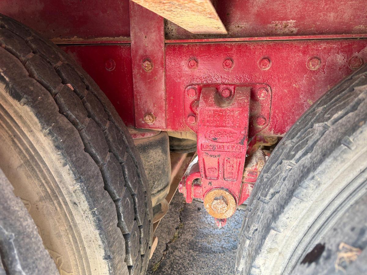 Used 1999 Peterbilt 379 T/A Slick Back Winch Truck