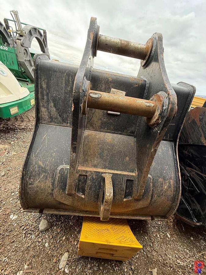 Used 48” HD 6-TOOTH EXCAVATOR BUCKET