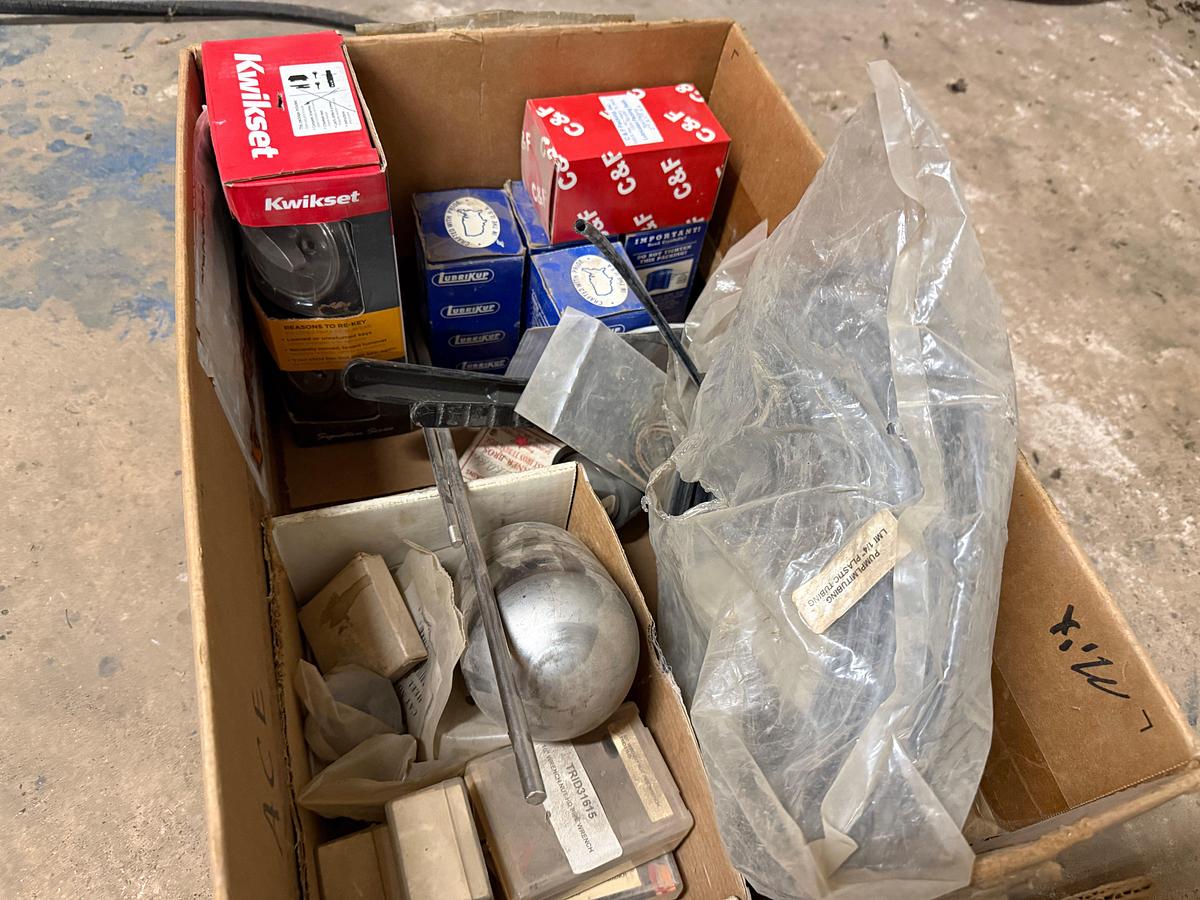 Used Section of  MOSTLY Global Filter industrial filter cartridges (part number GRU-V75N9.75, quantity 100+), Box of Camlock Fittings