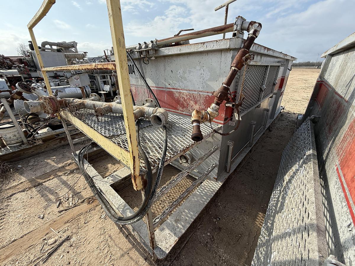 Used 15’ X 7’ X 5’ 2-COMPARTMENT MIXING TANK W/ PORCH, CATWALK, AGITATOR