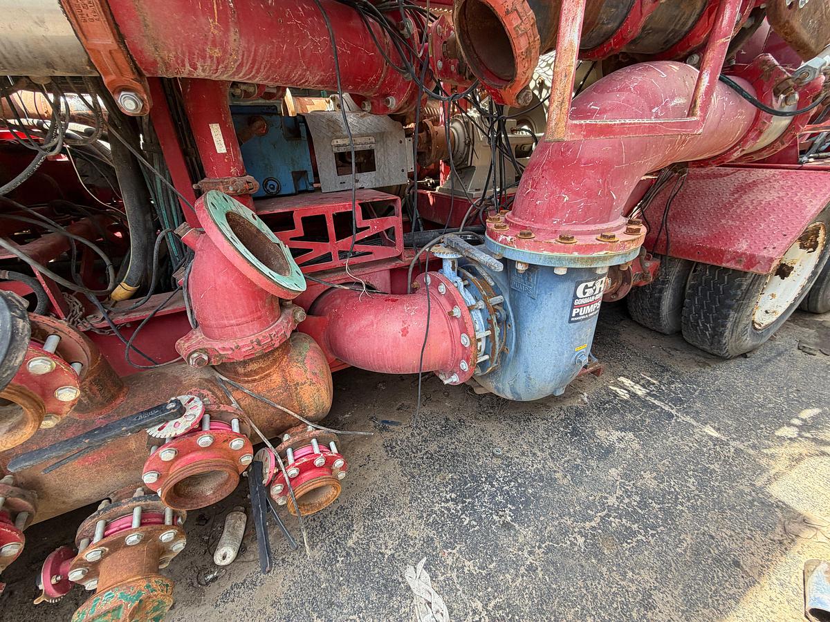 Used 2014 NOV BLENDER UNIT TRAILER