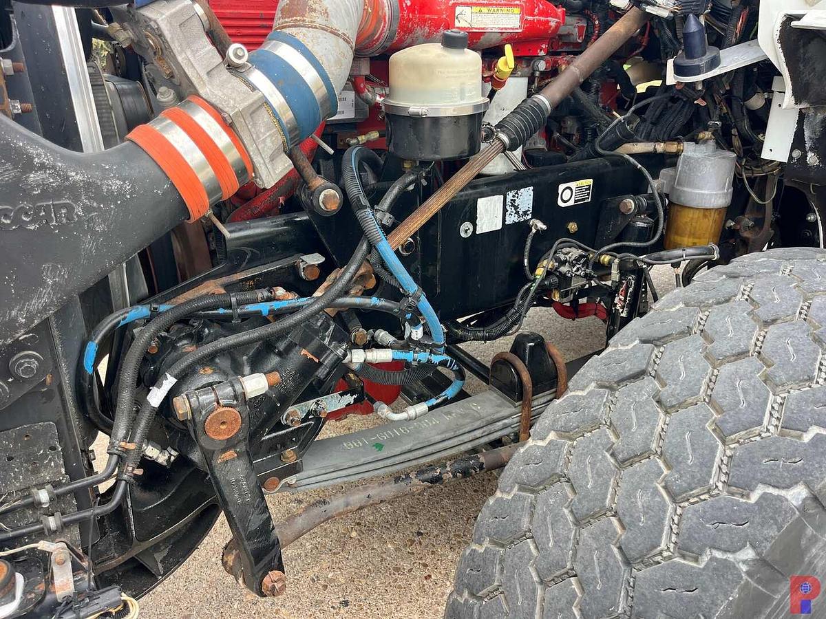 Used 2013 KENWORTH T800 TRI AXLE 36” SLEEPER TRUCK