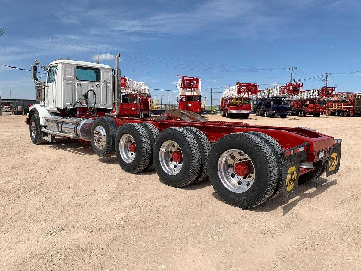 Used 2012 WESTERN STAR 4900 SA 4-AXLE TRI-DRIVE HEAVY HAUL TRUCK TRACTOR