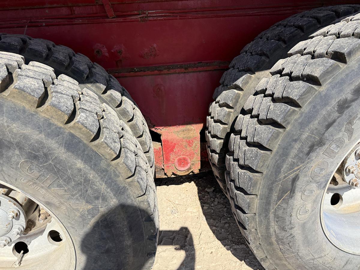 Used 2012 CAMERON C-500 SD 112'-300K LBS 5-AXLE WELL SERVICE RIG