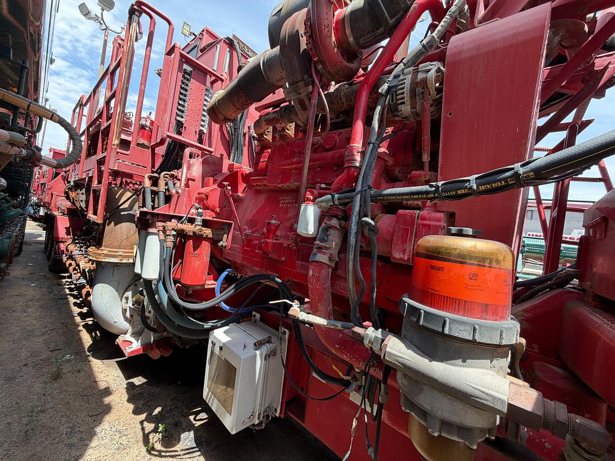 Used 2014 NOV BLENDER UNIT TRAILER