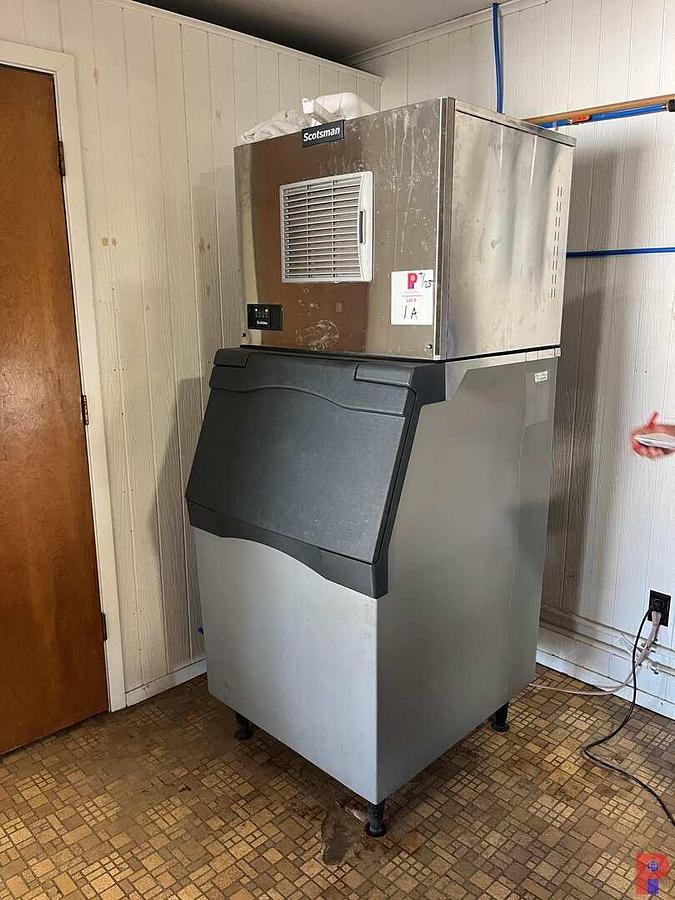 Used SCOTSMAN ICE MACHINE